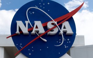 Η NASA θα αγοράσει σεληνιακό χώμα από ιδιωτικές εταιρείες – Newsbeast