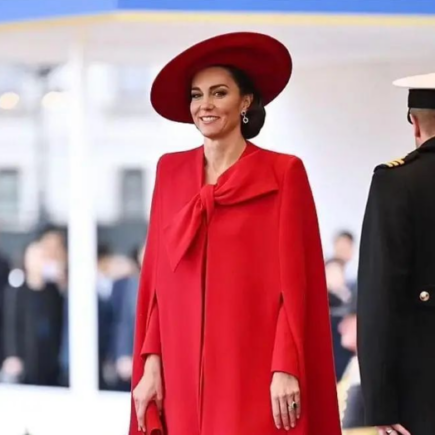 Η υπέρκομψη Kate Middleton ντύθηκε στα κόκκινα και έκλεψε τις εντυπώσεις κατά την επίσκεψη του προεδρικού ζεύγους της Νότιας Κορέας στην Αγγλία